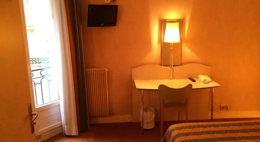 Hotel Eiffel Blomet Paris 4*,