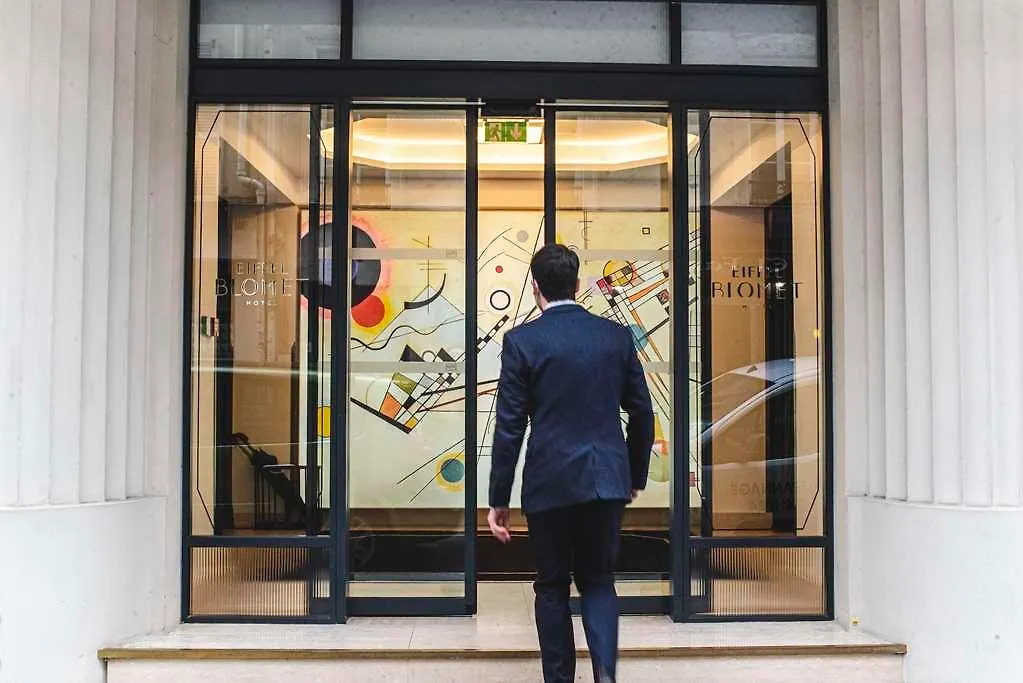 Hotel Eiffel Blomet París