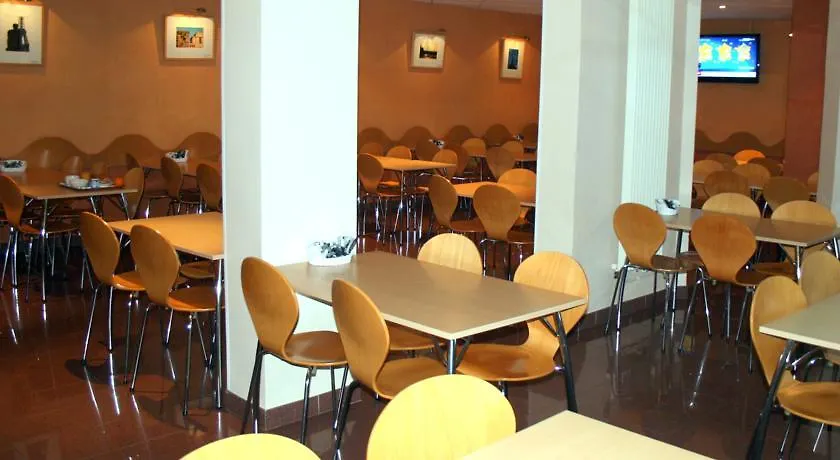 Hotel Eiffel Blomet Paris
