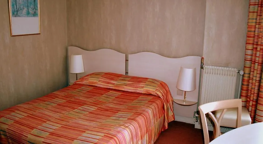****  Hotel Eiffel Blomet Paris France