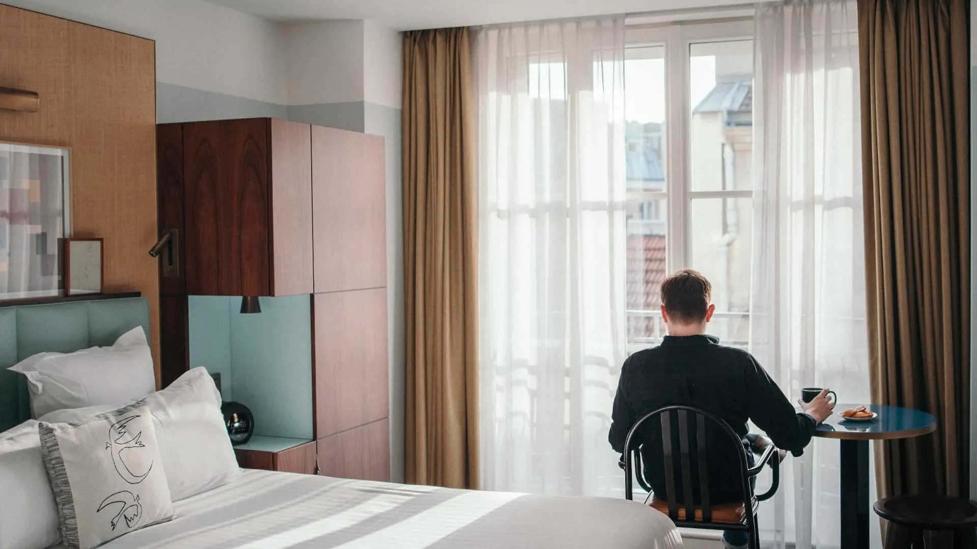 Hotel Eiffel Blomet Paris